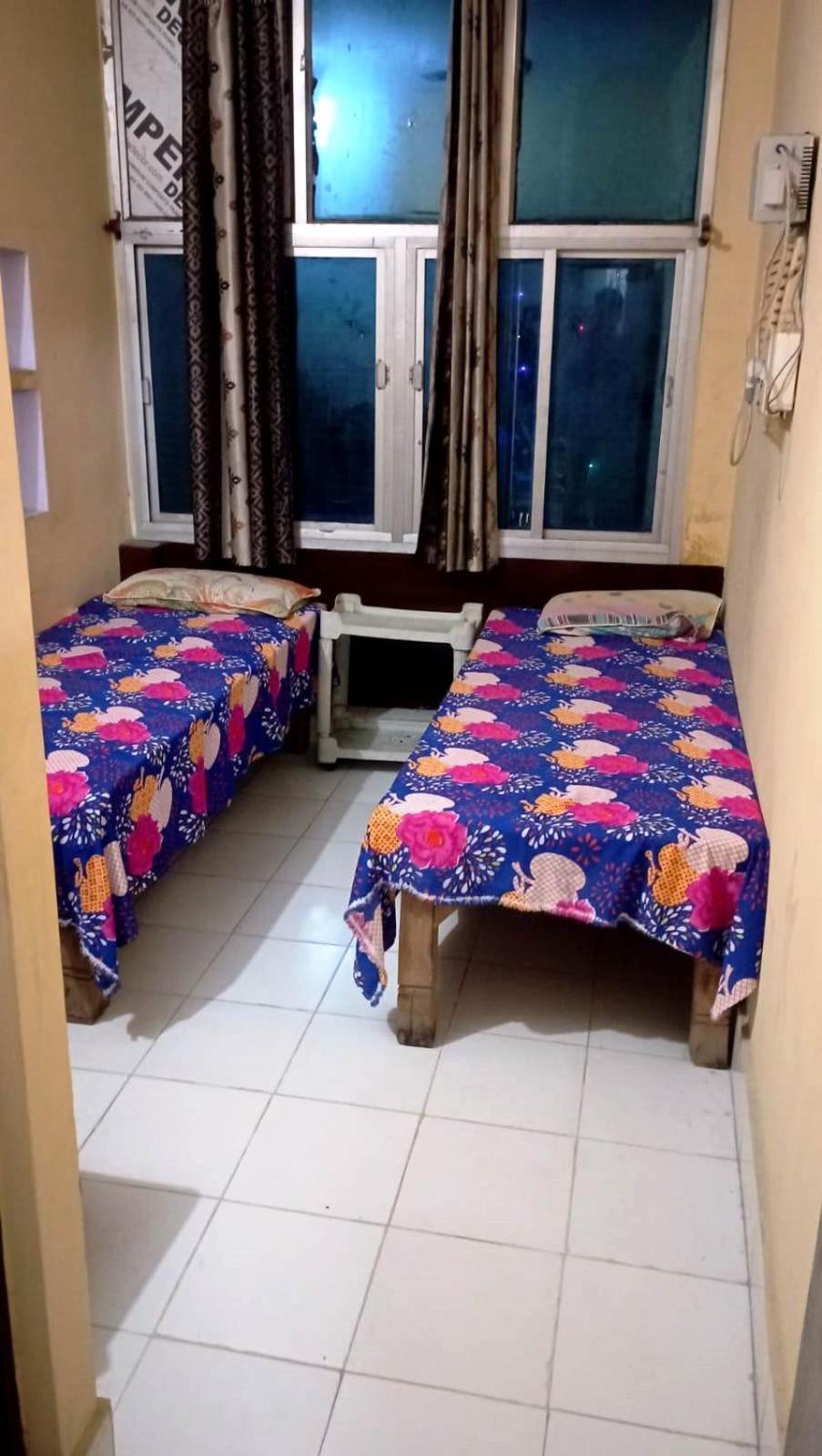 Tiwari Palace Modern Vision Guest House Varanasi Exterior foto