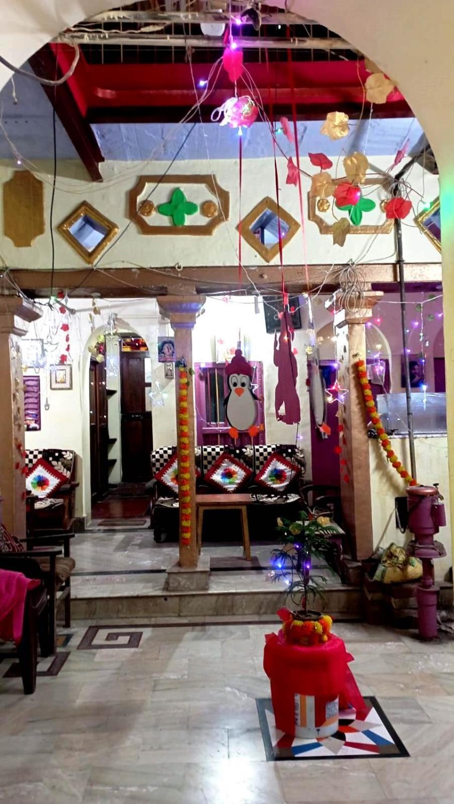 Tiwari Palace Modern Vision Guest House Varanasi Exterior foto